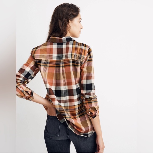 Madewell Classic Ex-Boyfriend Shirt in Seconda Plaid - Picture 3 of 15